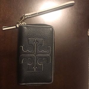 Tory Burch wristlet wallet